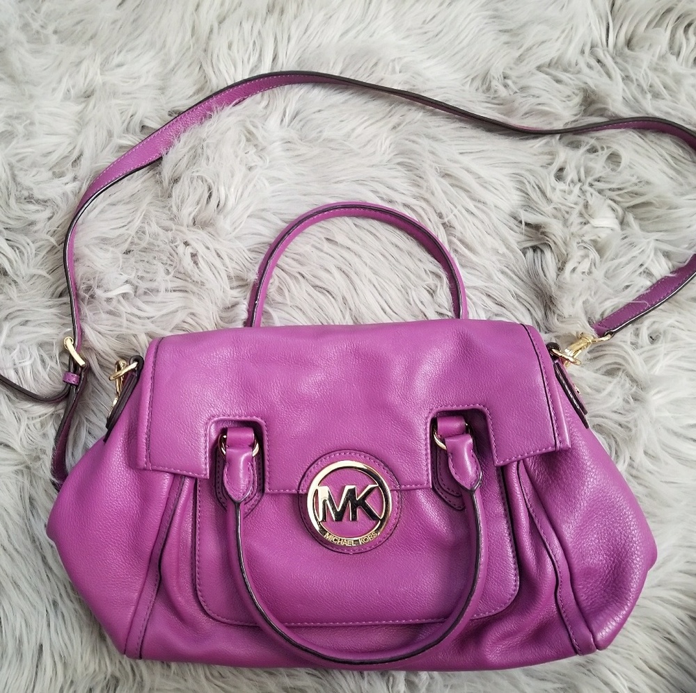 Michael Kors Leather Crossbody Handbag